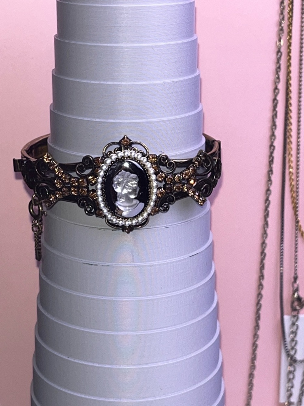 Vintage whiting and Davis Cameo Bracelet